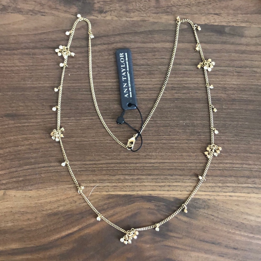 NWT Ann Taylor Crystal Cluster Necklace
